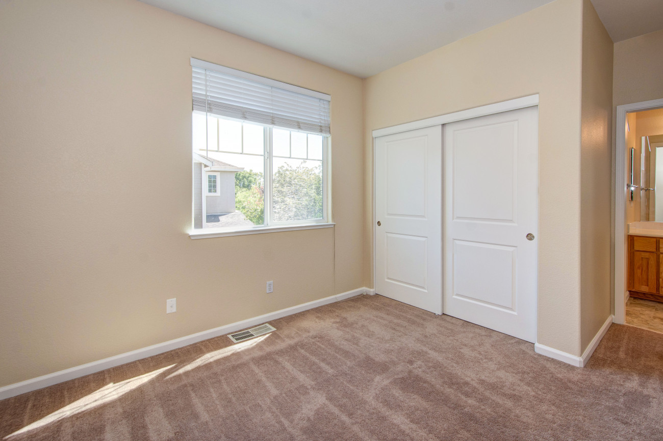 1650 Glenmore-29.jpg